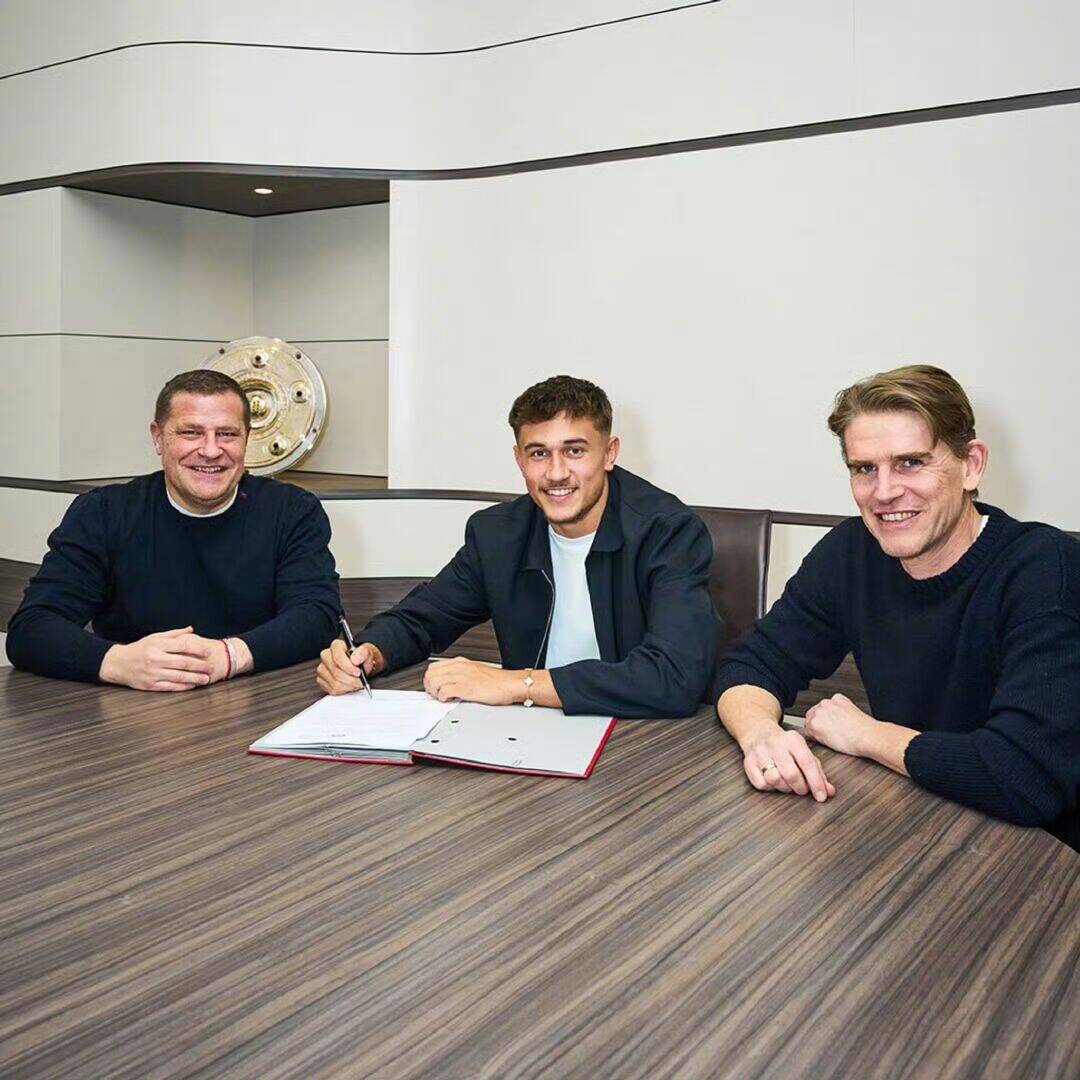 金年会拜仁新援比绍夫本赛季创造29次机会,五大联赛U19仅少于亚马尔