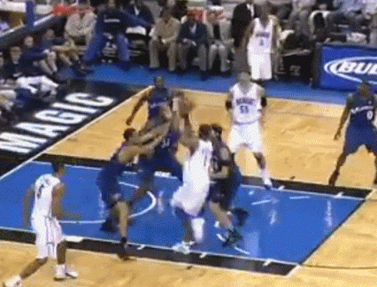 金年会体育长枪白马!21年前的今天:麦迪轰下生涯最高62分 率魔术击退奇才