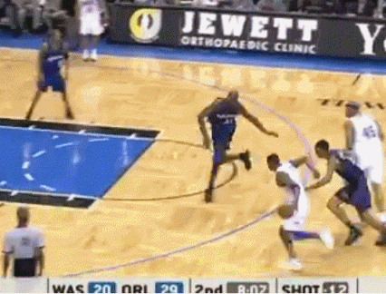 金年会体育长枪白马!21年前的今天:麦迪轰下生涯最高62分 率魔术击退奇才