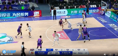 金年会金字招牌诚信至上🔥状态好得很！廖三宁上来三分&造杀伤&抛投2+1 连砍8分！