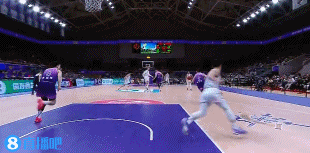 金年会金字招牌诚信至上🤩有那味了！廖三宁首节剩3.3秒 带球到前场前倾三分压哨命中！