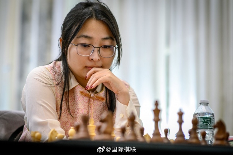 金年会体育2025国际象棋女子世界冠军赛，居文君四连胜逼近五连冠