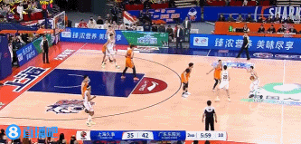 金年会火力压制！吉伦沃特内外开花&胡明轩三分也有 广东获得两位数领先