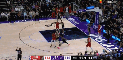 金年会体育两记扣篮拖入加时!新秀菲利波夫斯基30分18板&得分篮板均创新高