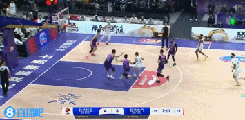 金年会金字招牌诚信至上球队大脑!陈盈骏首节各种高难度进球 7中4贡献9分2助1断