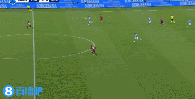 金年会体育半场-那不勒斯暂1-0卡利亚里 麦克托米奈精彩凌空侧勾破门